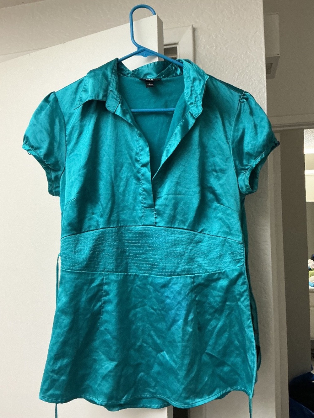 Vintage Y2K satin turquoise shirt zip and tie back size large
